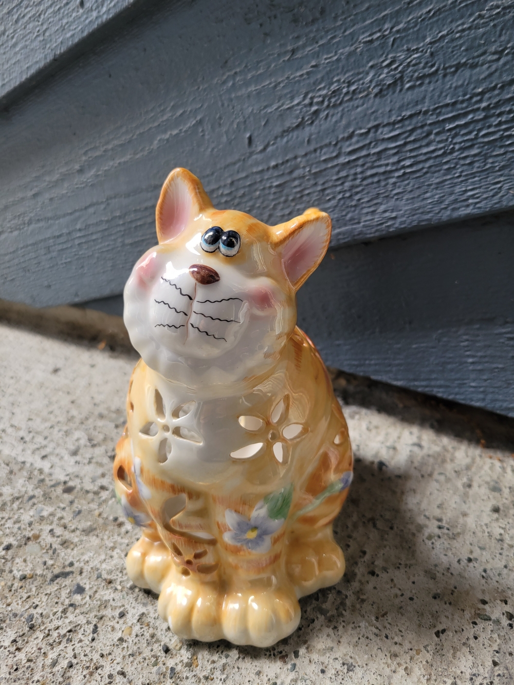 Vintage Orange Cat Ceramic Candle Holder Figurine • Floral Cutout, ONE CALLOUT